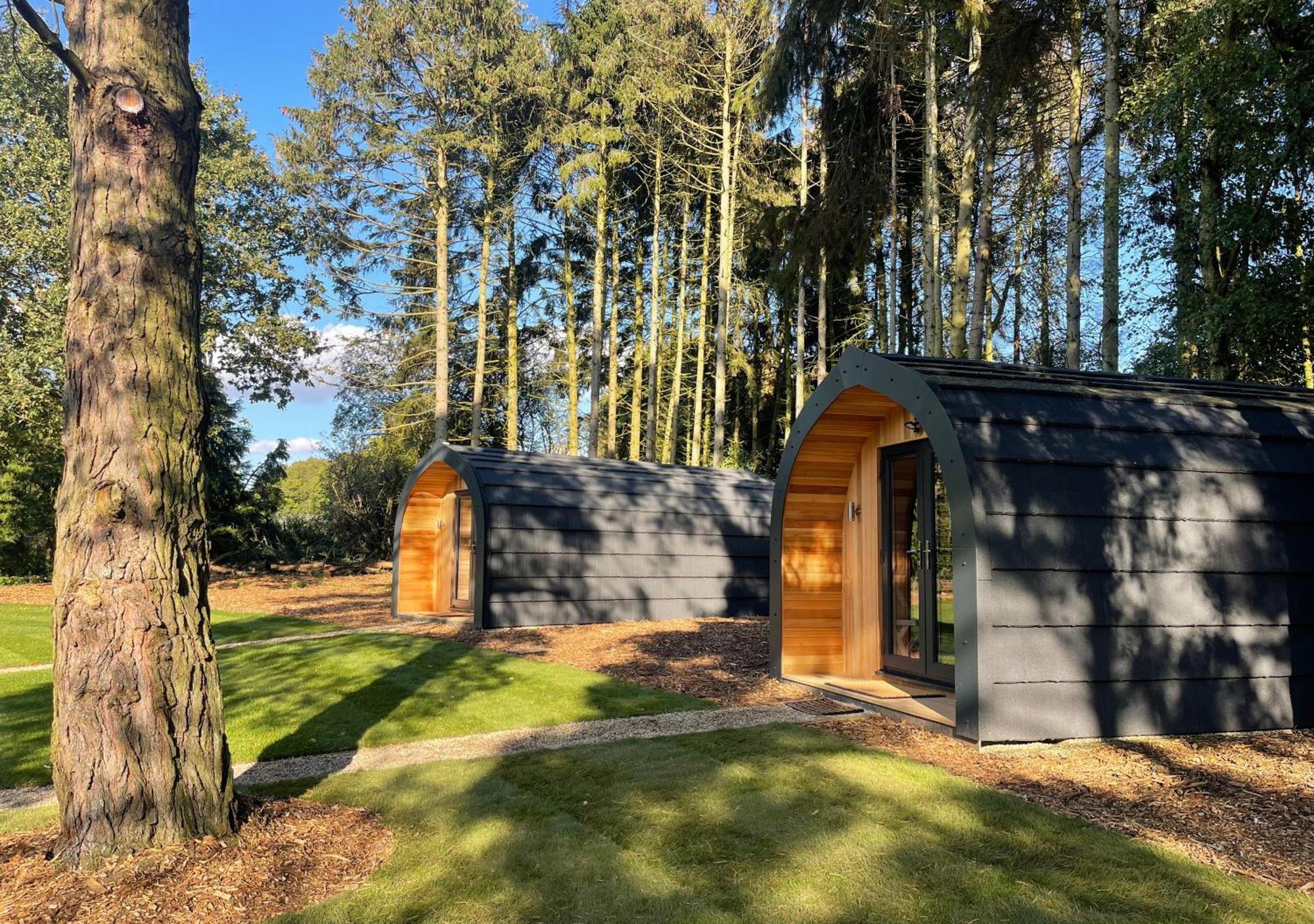 Great Hallingbury Lodges Exterior foto